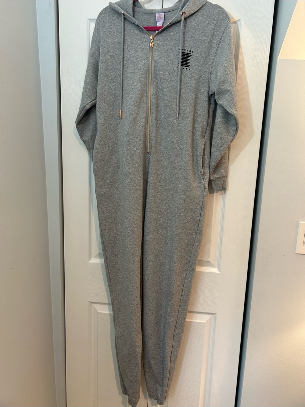 Savage X Fenty Gray Hooded One Piece Jumpsuit Women’s Small Lounge Romper
